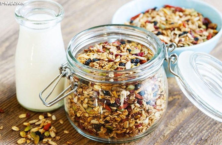 REZEPT TIPP --> GRANOLA EINFACH SELBSTGEMACHT