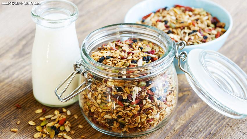 REZEPT TIPP --> GRANOLA EINFACH SELBSTGEMACHT