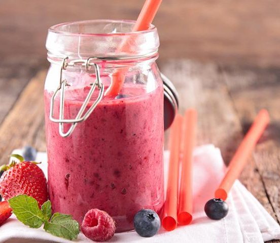 REZEPT TIPP --> ROTE FRÜCHTE SMOOTHIE