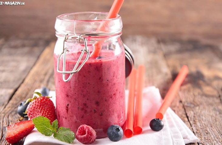 REZEPT TIPP --> ROTE FRÜCHTE SMOOTHIE