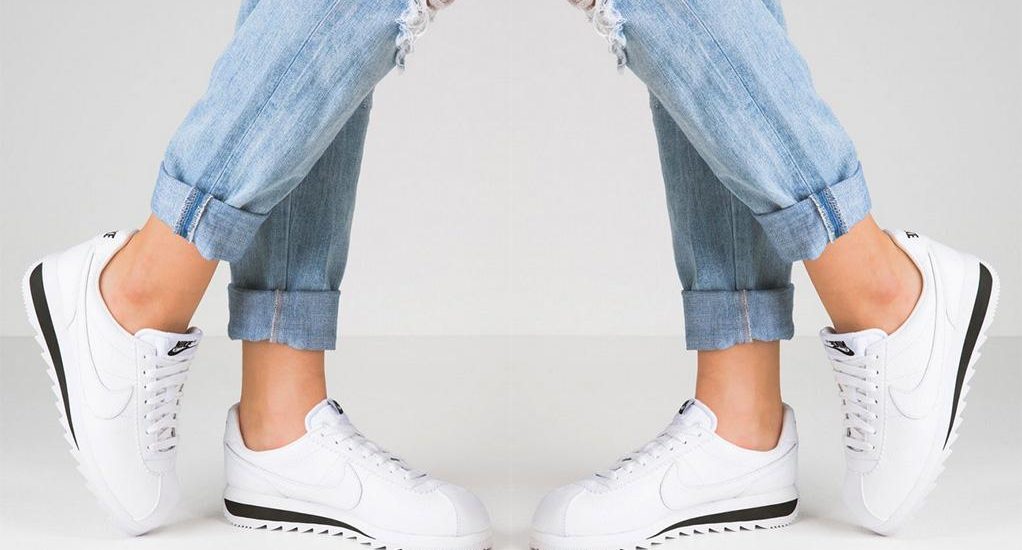 Weiße Sneaker im Retro Look