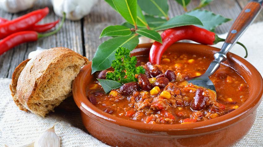 Chili con Carne Rezept mit Schokolade auf STRIKE magazin