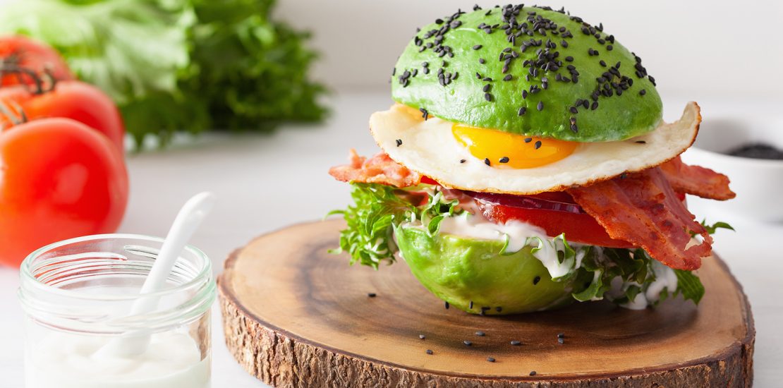 Glutenfreies Burger Rezept mit Avocado