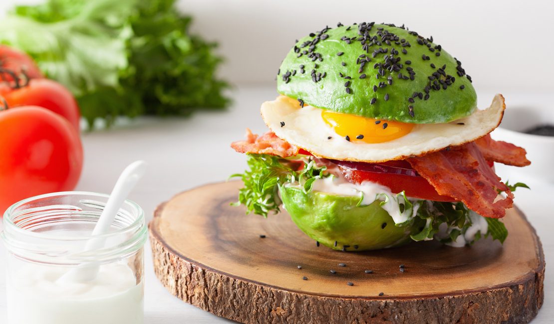 Glutenfreies Burger Rezept mit Avocado